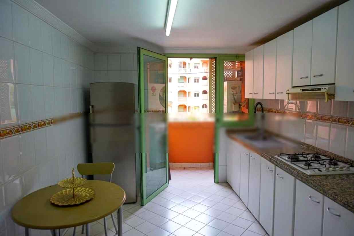 Appart de Deux Chambres à l'Hivernage avec piscine - Photo 14