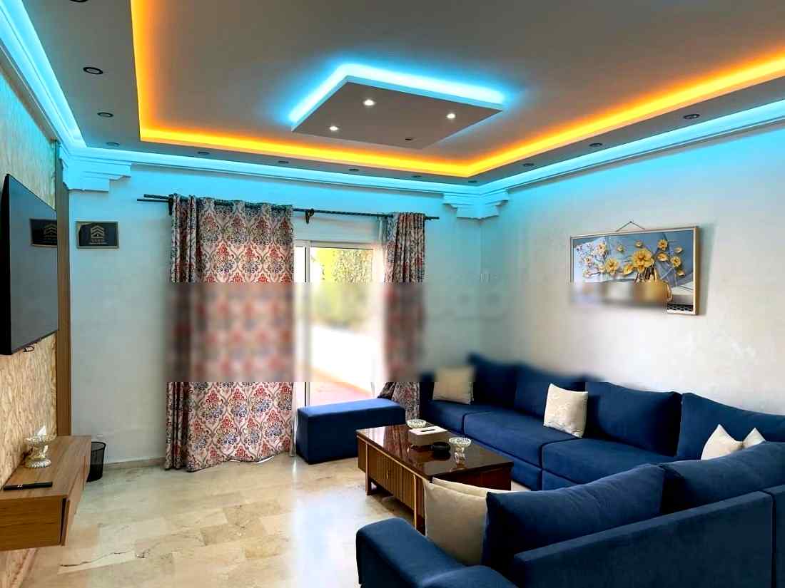 Location saisonnière à Secteur Touristique. 
Superficie 130 m². 
Ascenseur et places de parking - Photo 15