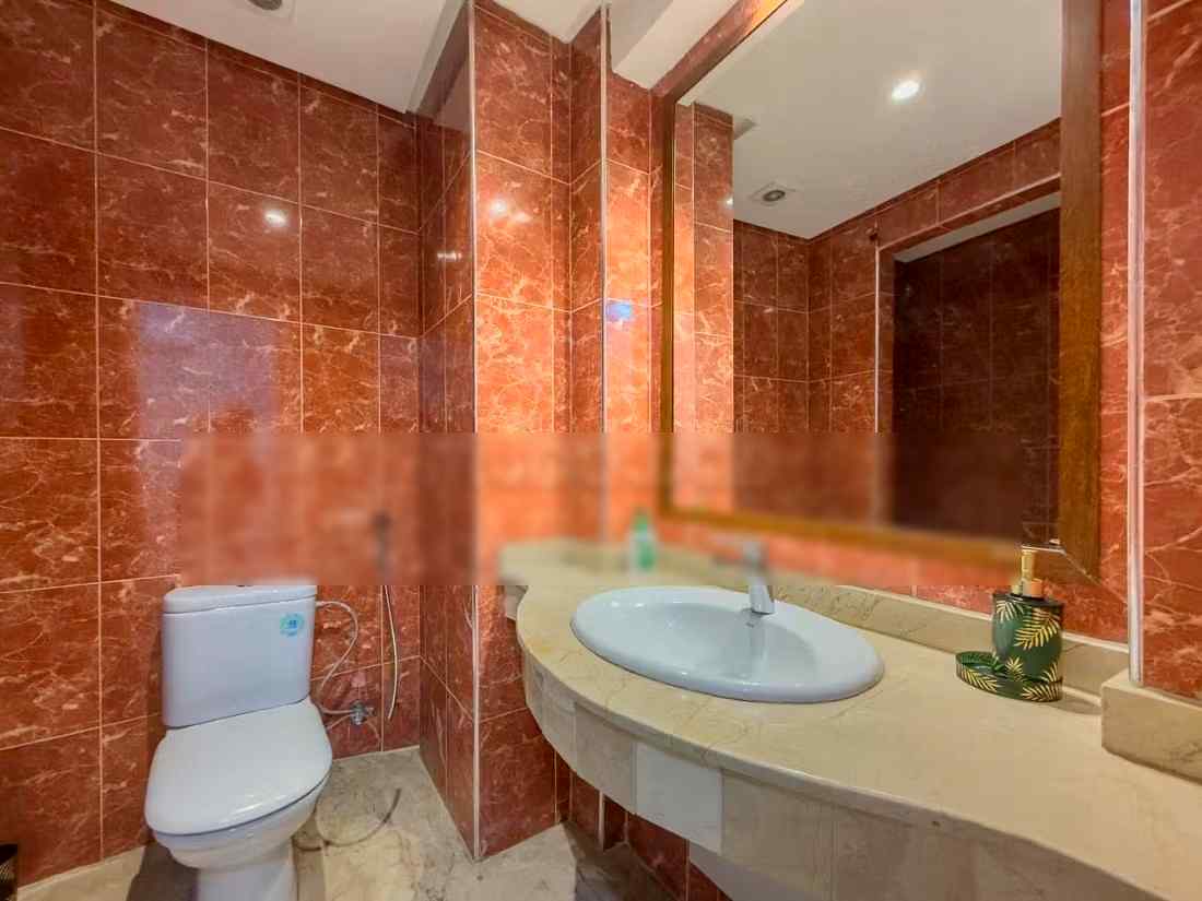 Location saisonnière à Secteur Touristique. 
Superficie 130 m². 
Ascenseur et places de parking - Photo 30