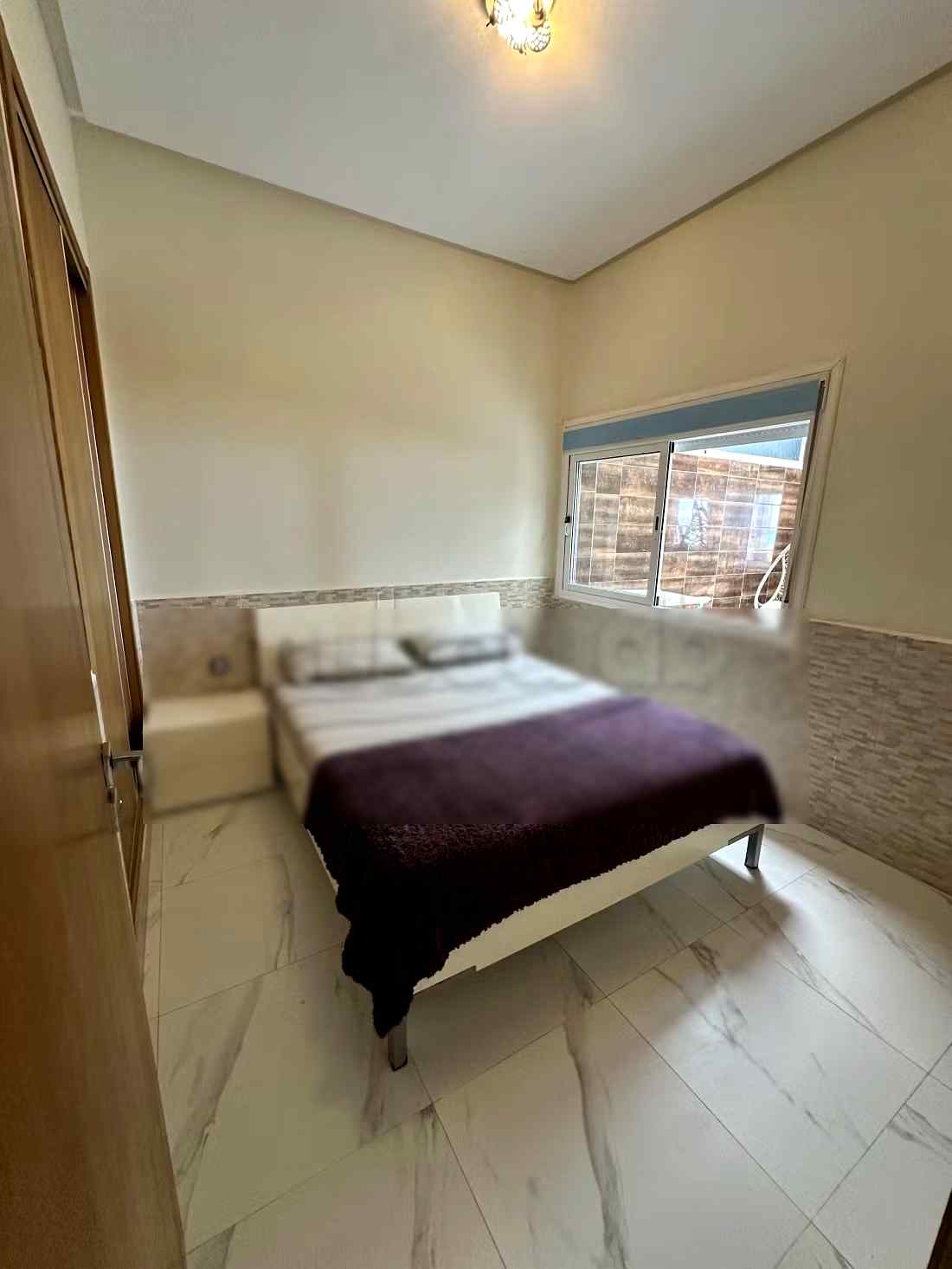Location d'un appartement à M'Diq. 3 chambres. Nombres minimum de nuits 4 - Photo 12
