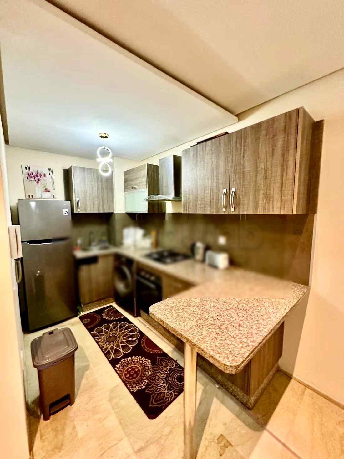 Appartement de vacances à louer à Hivernage. 
Surface totale 65 m². 
Parking et ascenseur - Photo 3