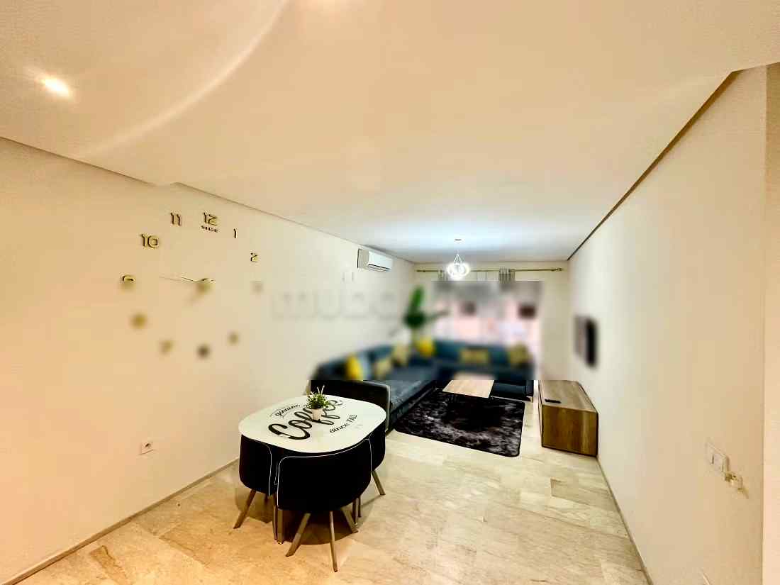 Appartement de vacances à louer à Hivernage. 
Surface totale 65 m². 
Parking et ascenseur - Photo 4