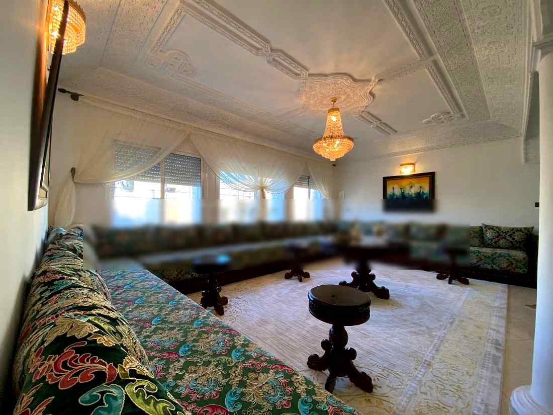 Appartements à louer en Centre. 
3 belles chambres. 
Système de parabole et salon marocain - Photo 4