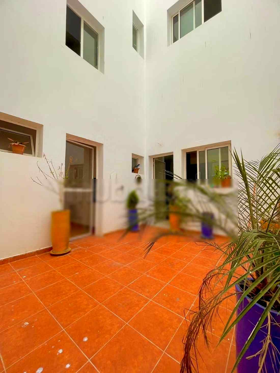 Location saisonnière à Kasbah. 2 chambres. Porte blindée, salon marocain - Photo 14