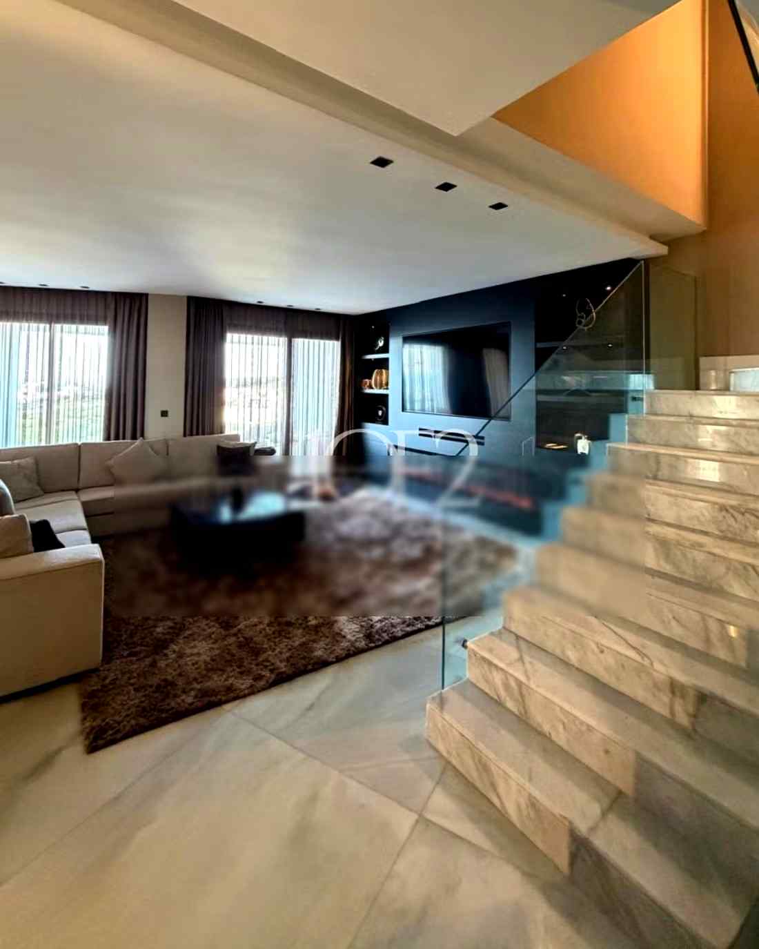 Duplex de luxe à louer – Vue mer - Photo 2