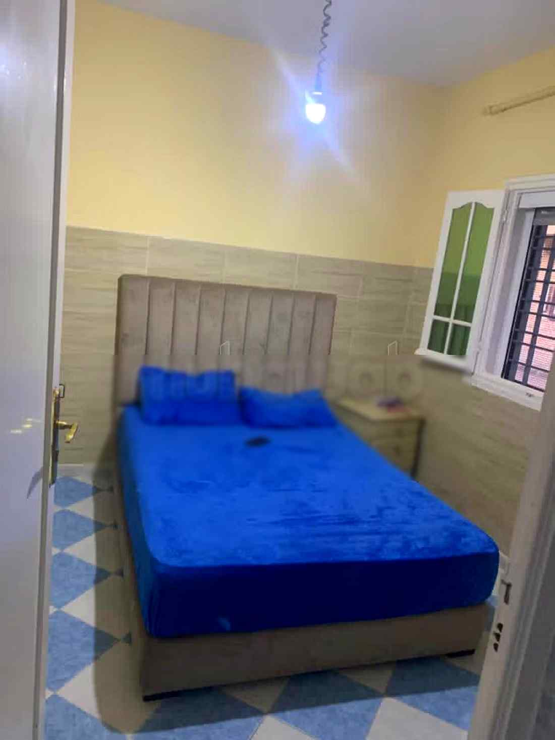 Appartements à louer à Saïdia. 1 Pièce. Salon Marocain et antenne parabolique - Photo 2