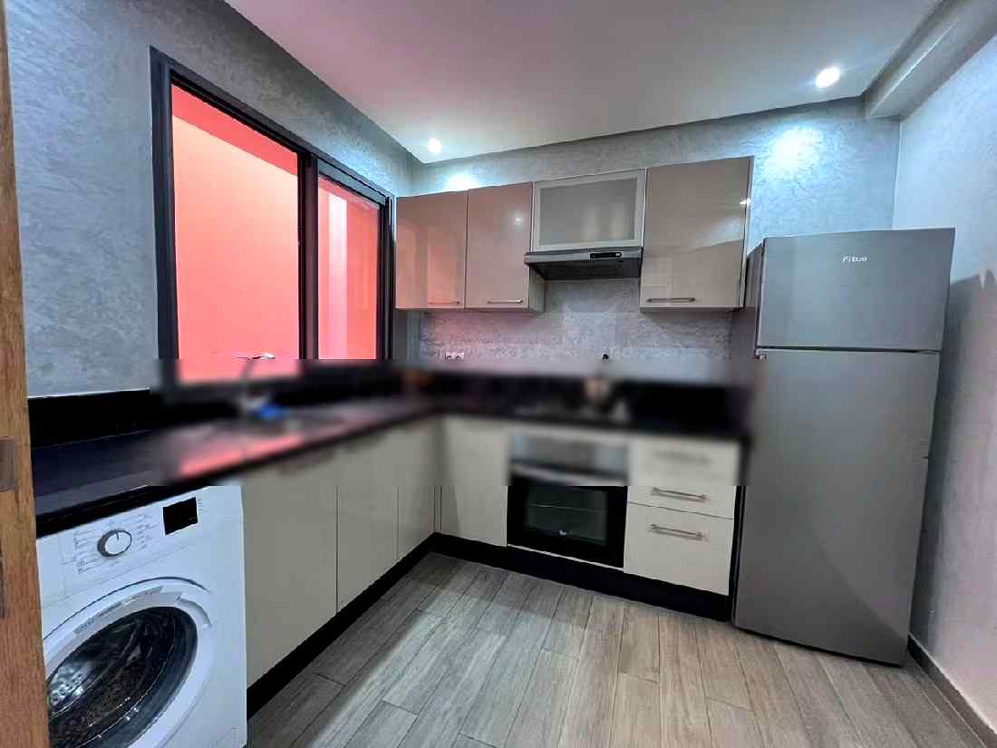 Appartement de vacances à louer à Guéliz. Surface totale 120 m². Places de stationnement et terrasse. - Photo 21