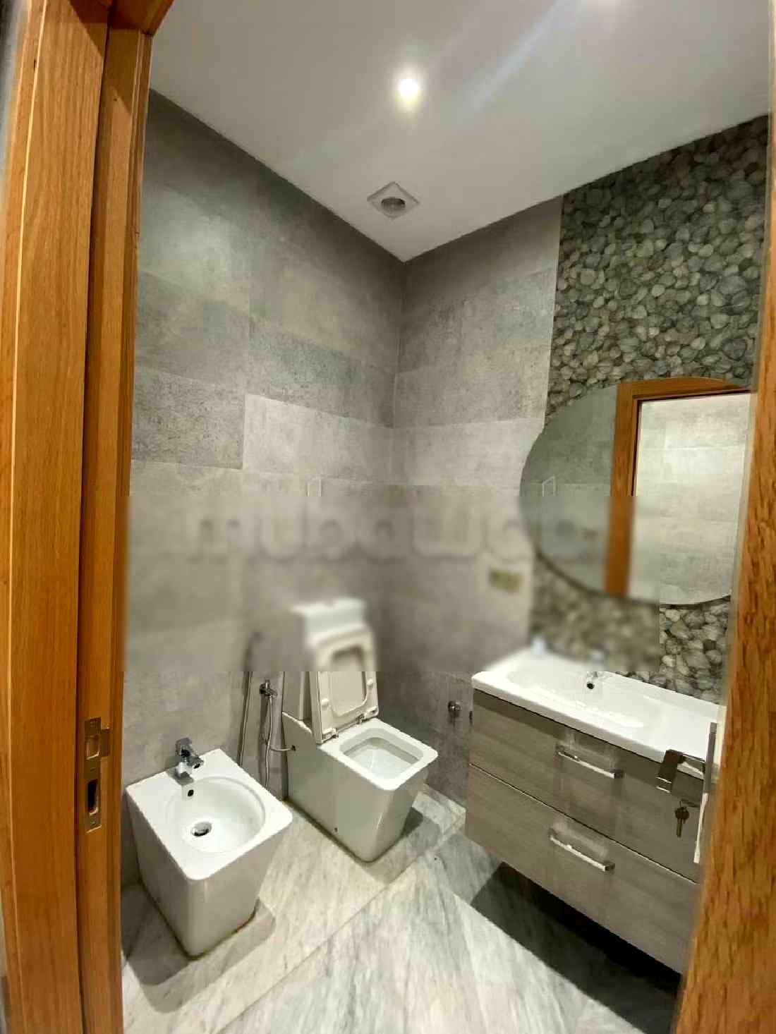 Location villa de haut standing à Malabata. Surface totale 400 m². Piscine et cheminée. - Photo 3