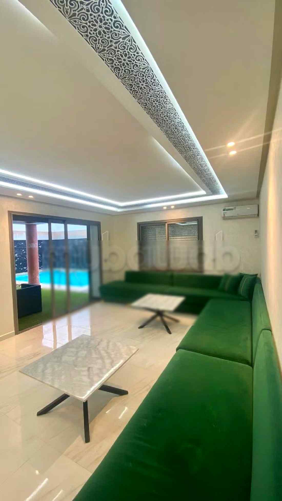 Location villa de haut standing à Malabata. Surface totale 400 m². Piscine et cheminée. - Photo 16