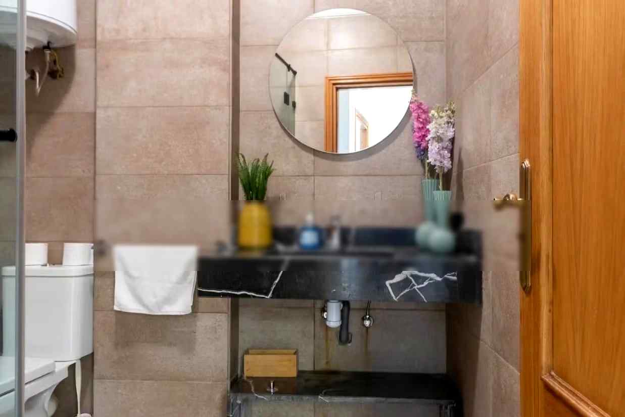 Appartement de vacances à louer à Racine. Surface de 90 m². Fenêtres avec double vitrage et porte blindée - Photo 11