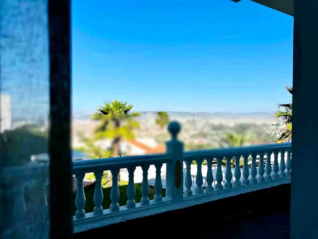 Villa de standing à louer pour vos vacances à Jbel Kbir. Superficie 1000 m². Jardin et terrasse - Photo 8