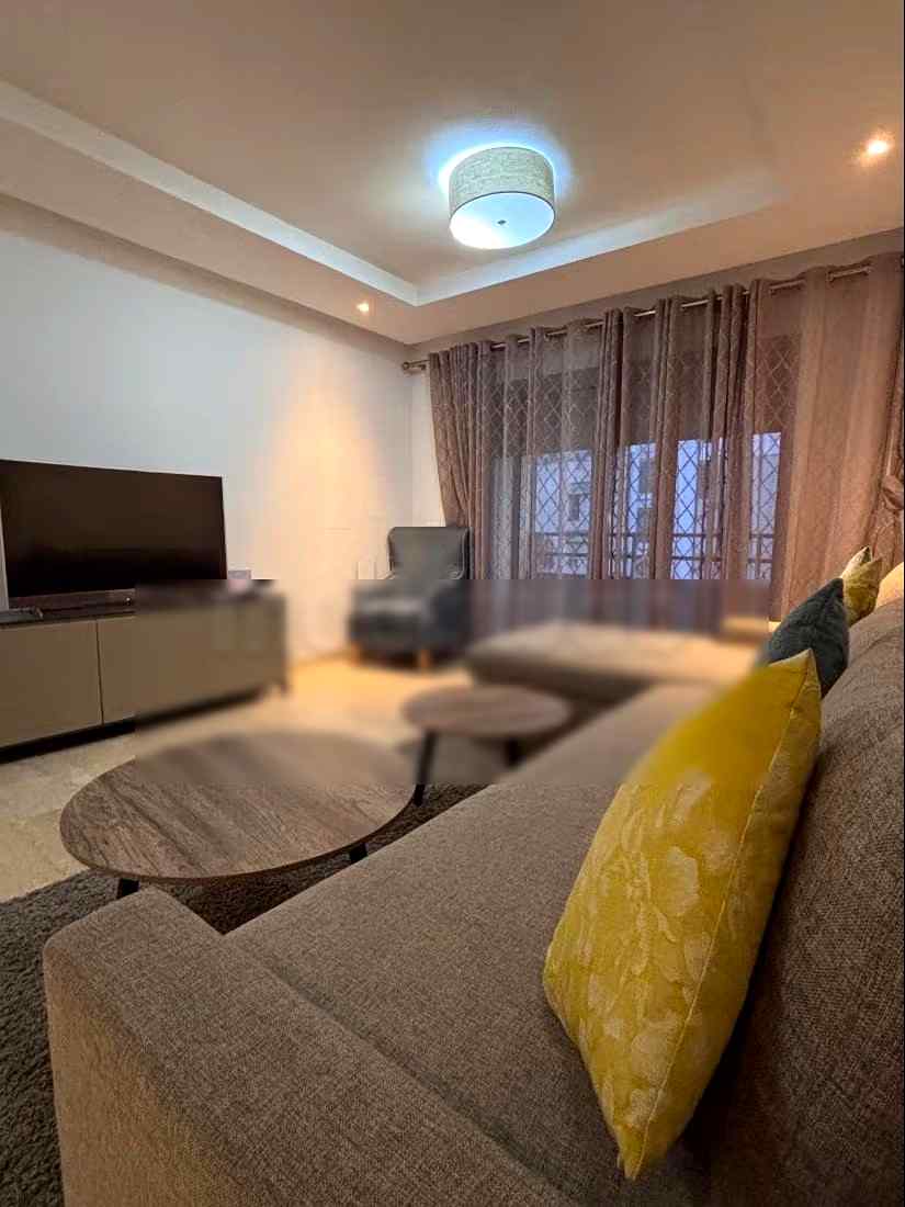 Location saisonnière à Roches Noires. Surface totale 84 m². Service de concierge et climatisation - Photo 5
