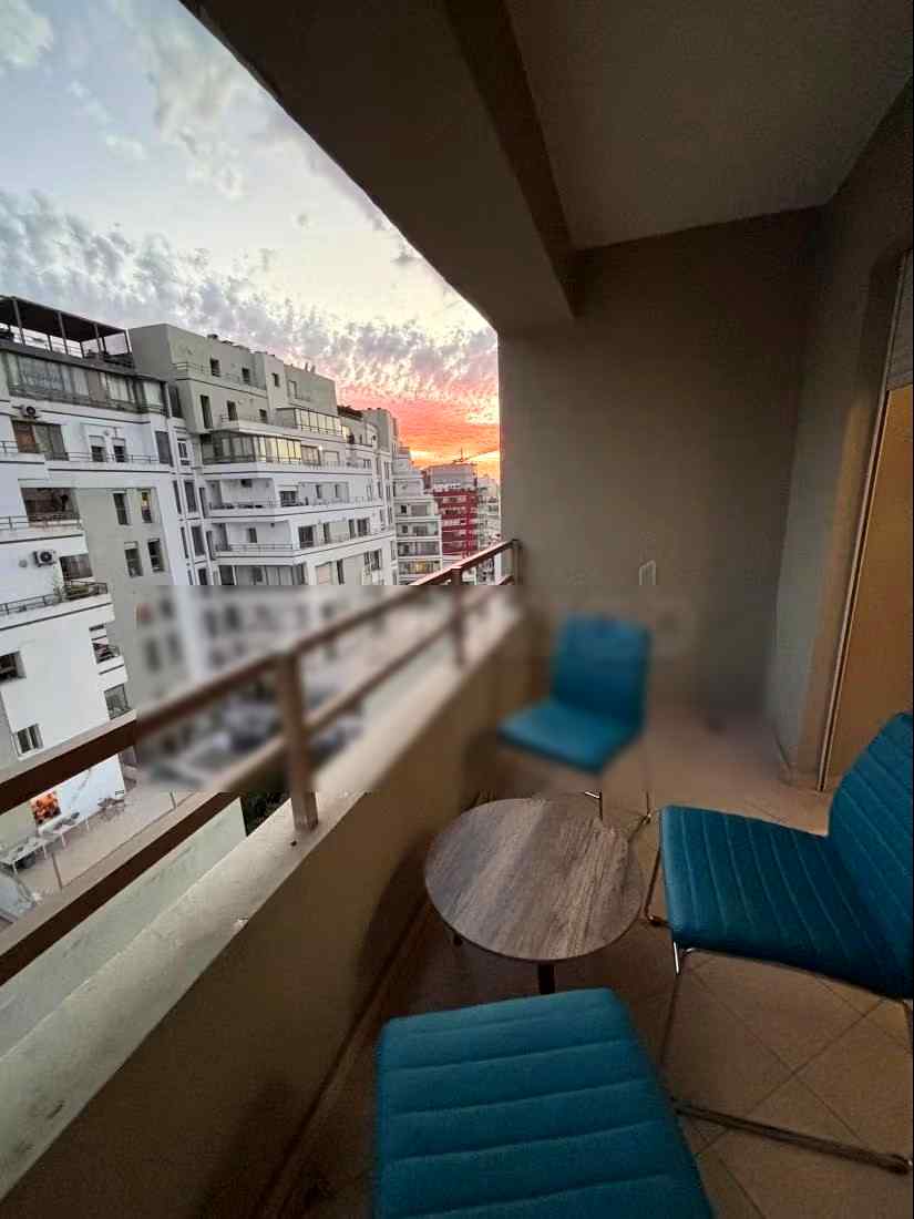 Location saisonnière à Roches Noires. Surface totale 84 m². Service de concierge et climatisation - Photo 11