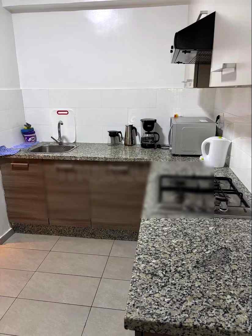 Location saisonnière à Roches Noires. Surface totale 84 m². Service de concierge et climatisation - Photo 17