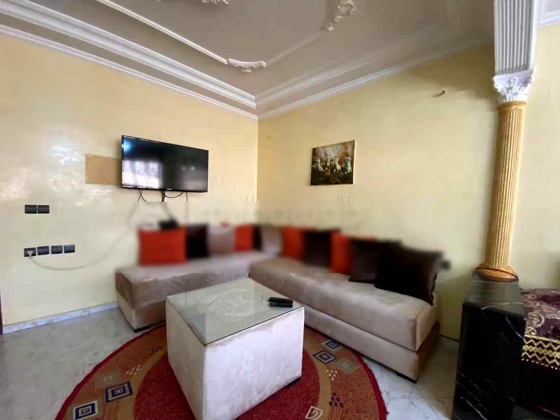 Appartement de vacances à louer à Narjis. Surface totale 91 m². Ascenseur et places de parking - Photo 2