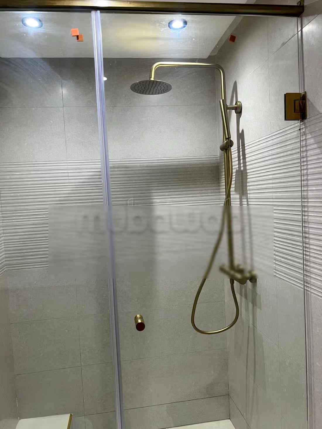 Location d'un appartement à Mhamid. Superficie 112 m². Porte blindée, salon marocain traditionnel - Photo 13