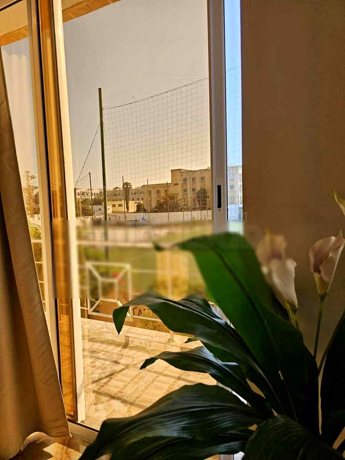 Location saisonnière à Bab Al Bahar. Superficie 72 m². Fenêtres double vitrage et chauffage central - Photo 8