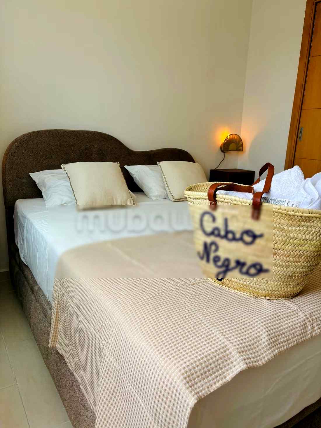 Location d'un appartement à Cabo Negro. 2 belles chambres. Piscine, climatisation - Photo 8