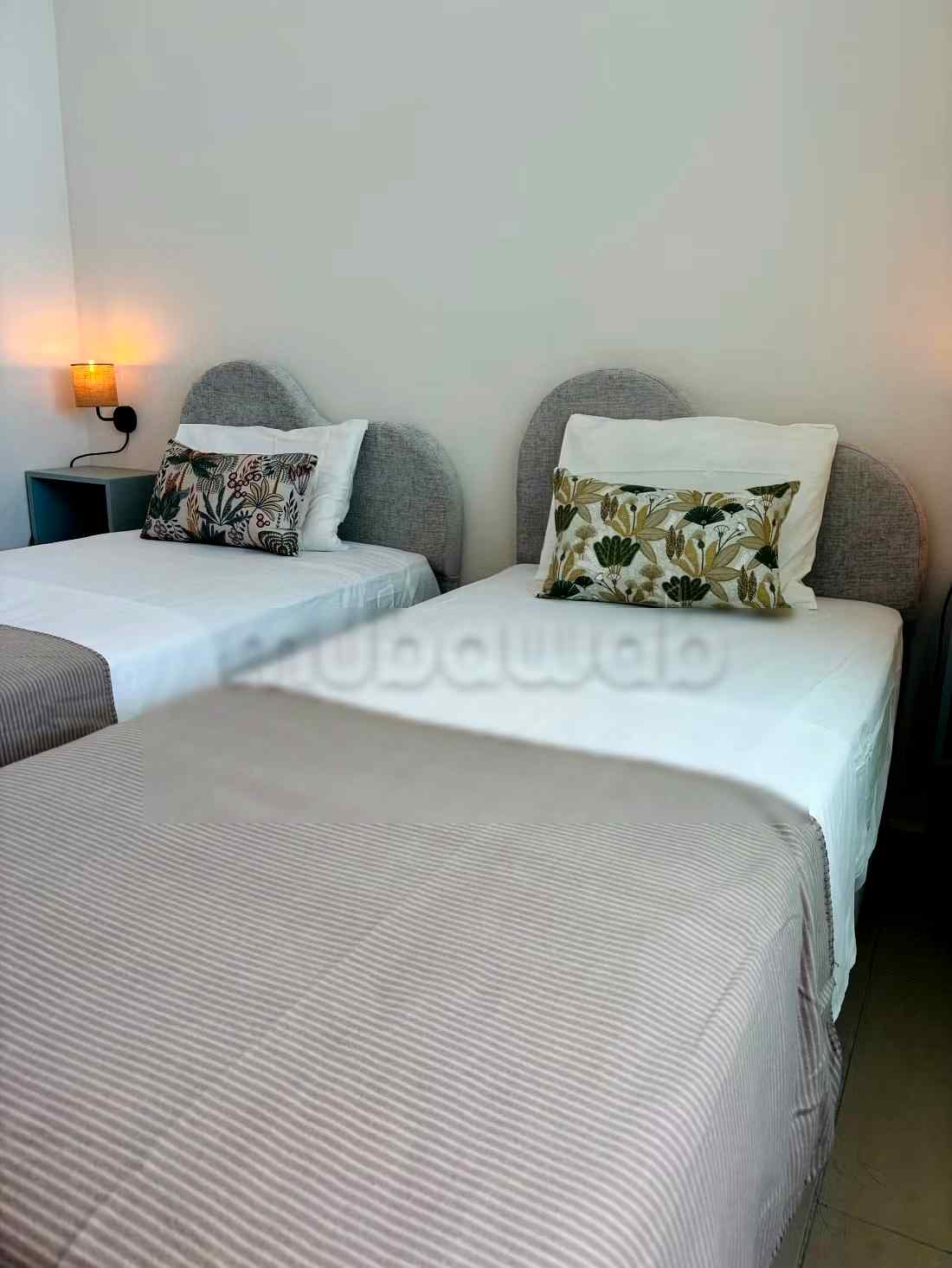 Location d'un appartement à Cabo Negro. 2 belles chambres. Piscine, climatisation - Photo 12