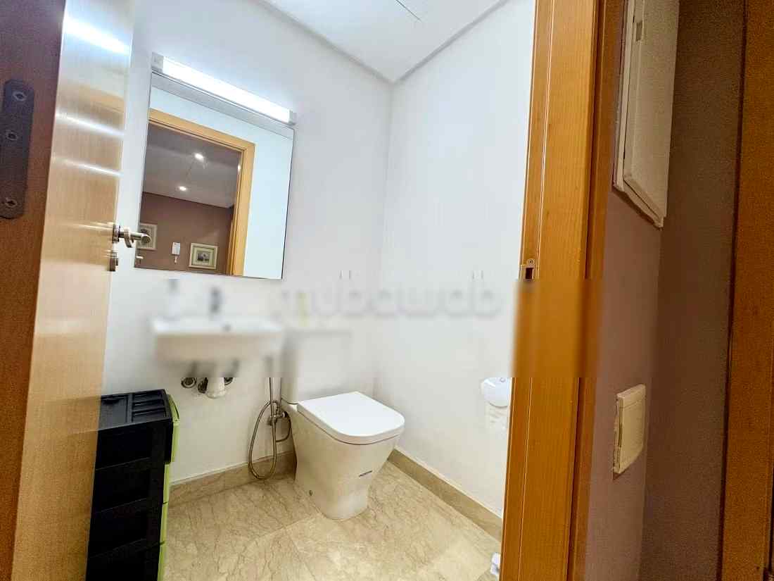 Appartements à louer location saisonnière à Founti.
Superficie 85 m².
Ascenseur et garage - Photo 19