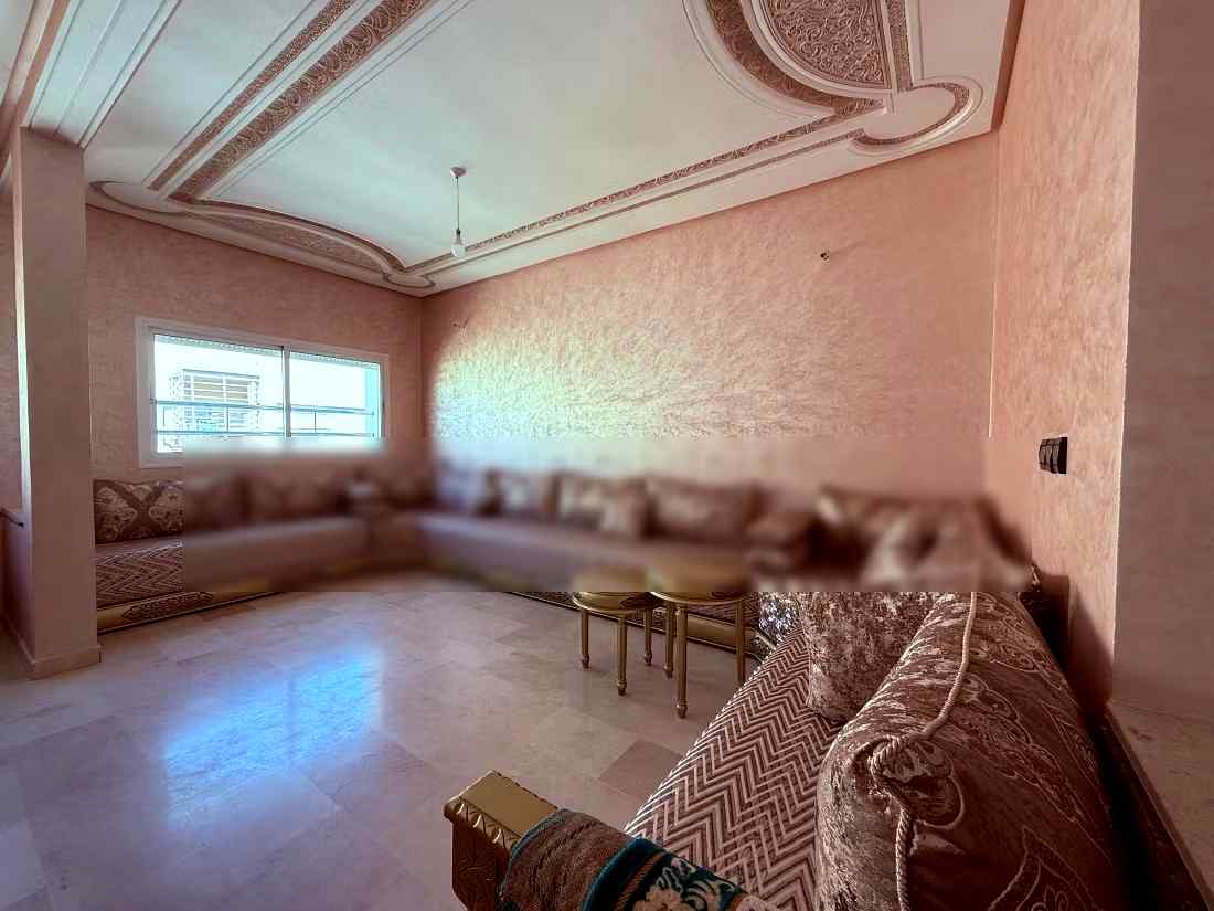 Appartement de vacances à louer en Centre. 
Surface de 100 m². 
Système de parabole et résidence sécurisée - Photo 3