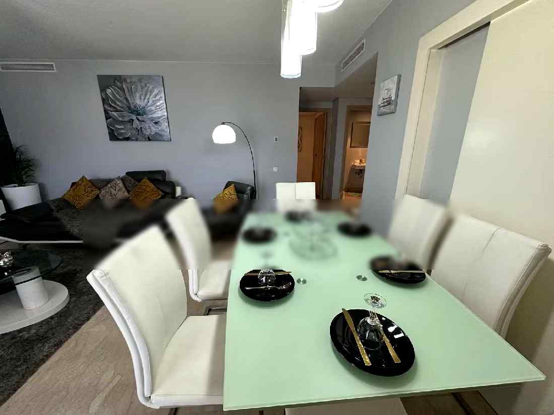 Location saisonnière à Founti. 2 belles chambres. Fenêtres double vitrage et chauffage central - Photo 4