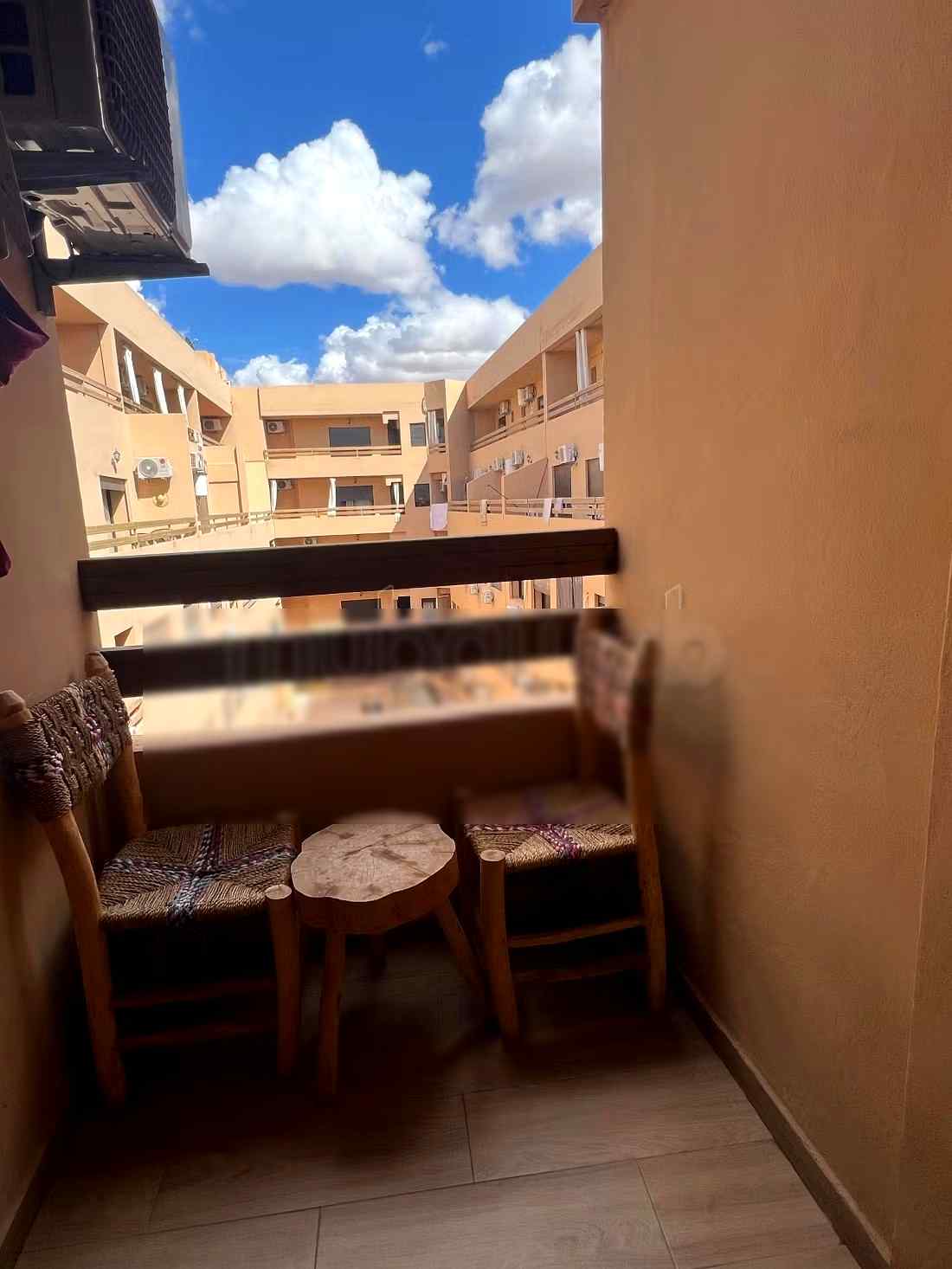 Location saisonnière à Guéliz. 
2 pièces. 
Piscine, climatisation - Photo 4