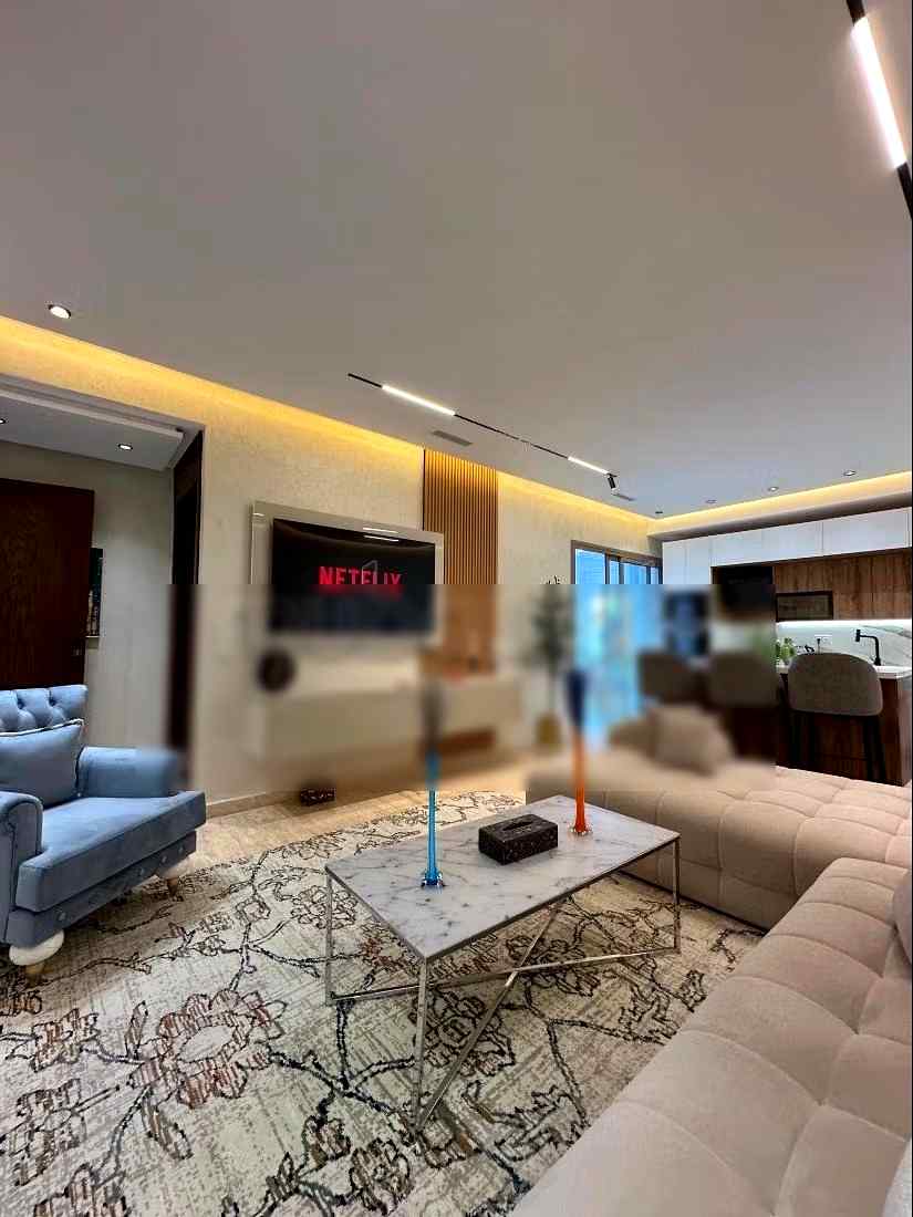 Luxury apartment with swimming pool face to beach in Malabata - Photo 6