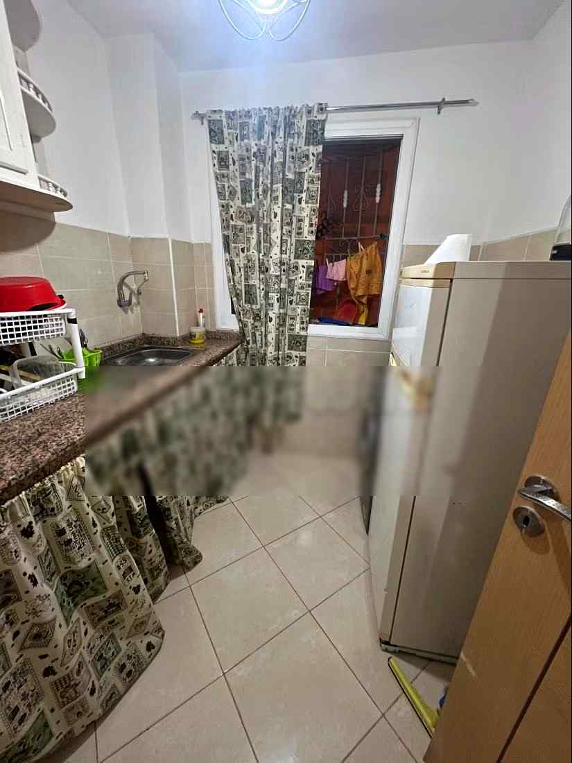 Location d'un appartement à Tanja Balia. Surface totale 40 m². Salon Marocain, sécurité - Photo 14