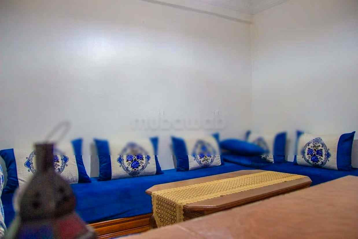 Appartements à louer à Chefchaouen. Surface totale de 100 m². Salon marocain traditionnel et porte solide - Photo 9
