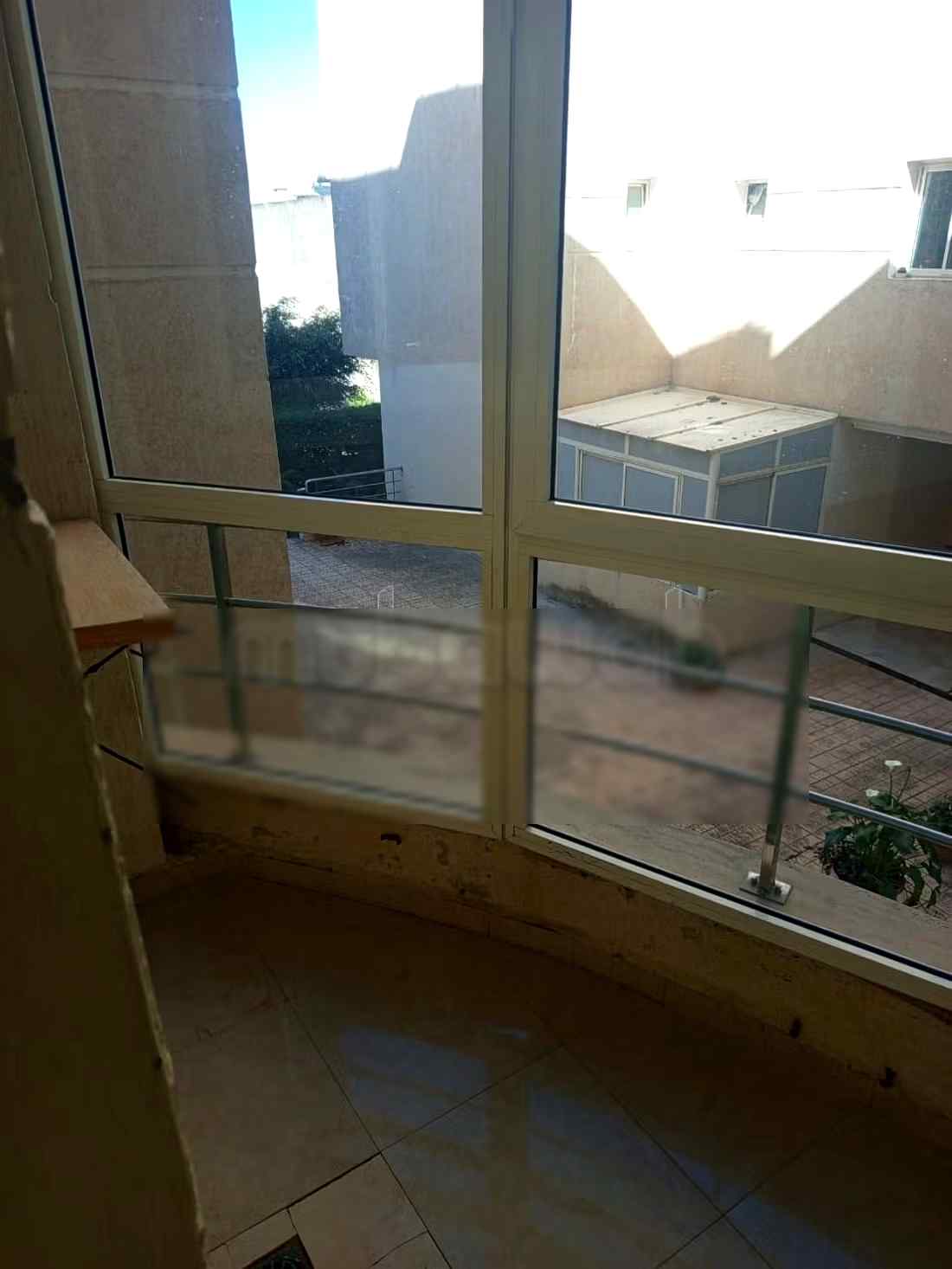 Location d'un appartement à Riyad. 3 chambres agréables. Système de parabole et salon marocain - Photo 2
