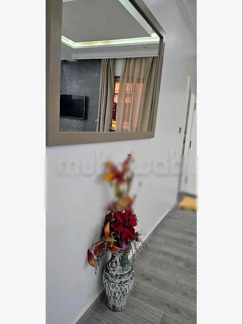 Location saisonnière à Borj. 1 Pièce. Fenêtres avec double vitrage et porte blindée - Photo 8