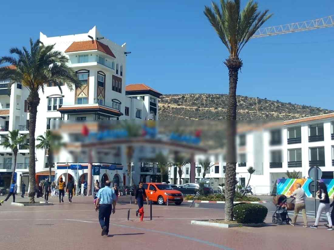Location saisonnière à la marina d'agadir Secteur Touristique à la marina agadir. 2 chambres et salon - Photo 3