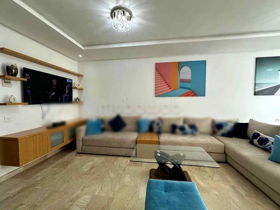 Appartements à louer à Founti. 7 grandes pièces. Avec ascenseur et espace vert - Photo 3