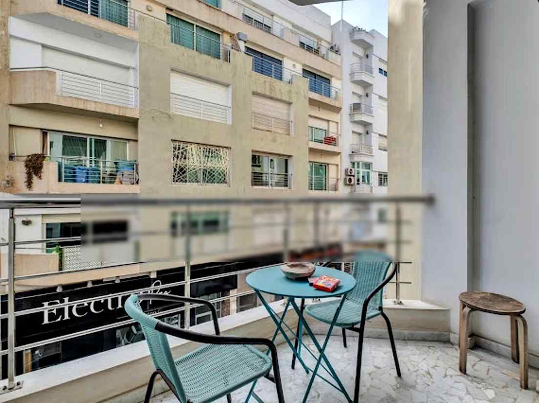 Location d'un appartement à Triangle d'Or. 2 pièces confortables. Environnement calme avec vue sur la mer et double vitrage - Photo 8