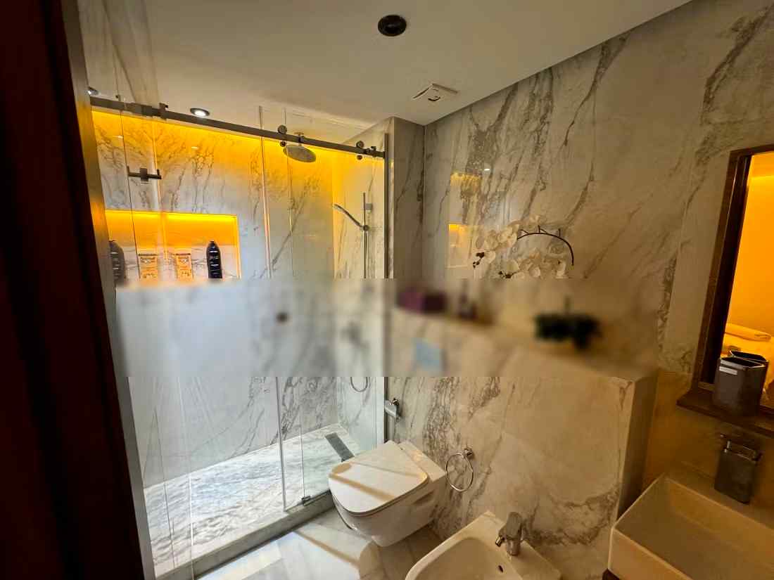 Très belle appartement luxueux en location vacance à iberia centre avec parking et wifi - Photo 8