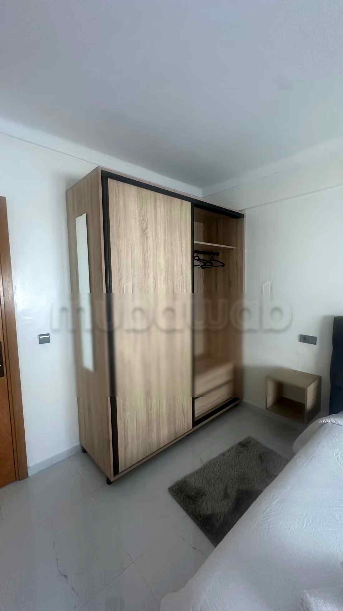 Location d'un appartement en Hassan Centre Ville. 
Surface totale 86 m². 
Double vitrage et porte blindée - Photo 12