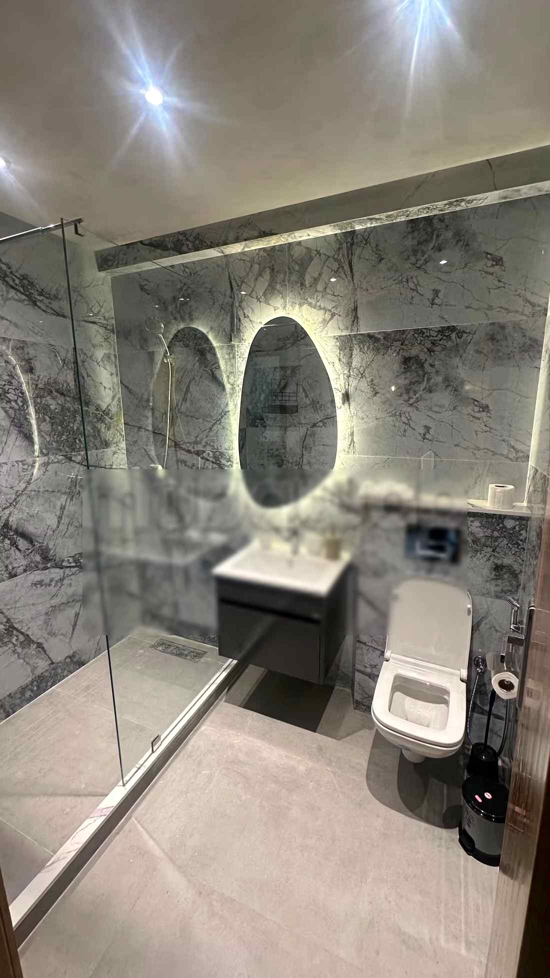 Location d'un appartement en Hassan Centre Ville. 
Surface totale 86 m². 
Double vitrage et porte blindée - Photo 6