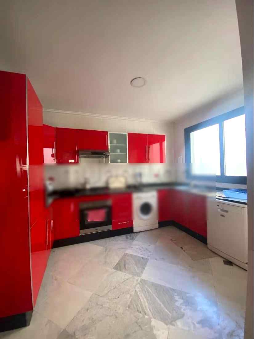 Location d'un appartement à Agdal. Surface totale 90 m². Salon typique marocain, résidence sécurisée - Photo 7