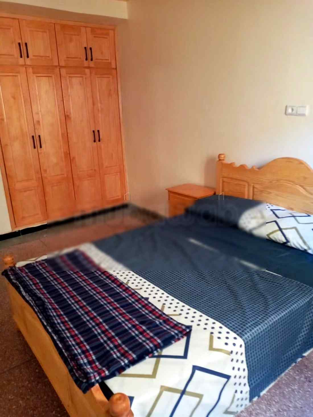 Appartement de vacances à louer à Al Hoceima. 2 belles chambres. Salon Marocain et antenne parabolique - Photo 4