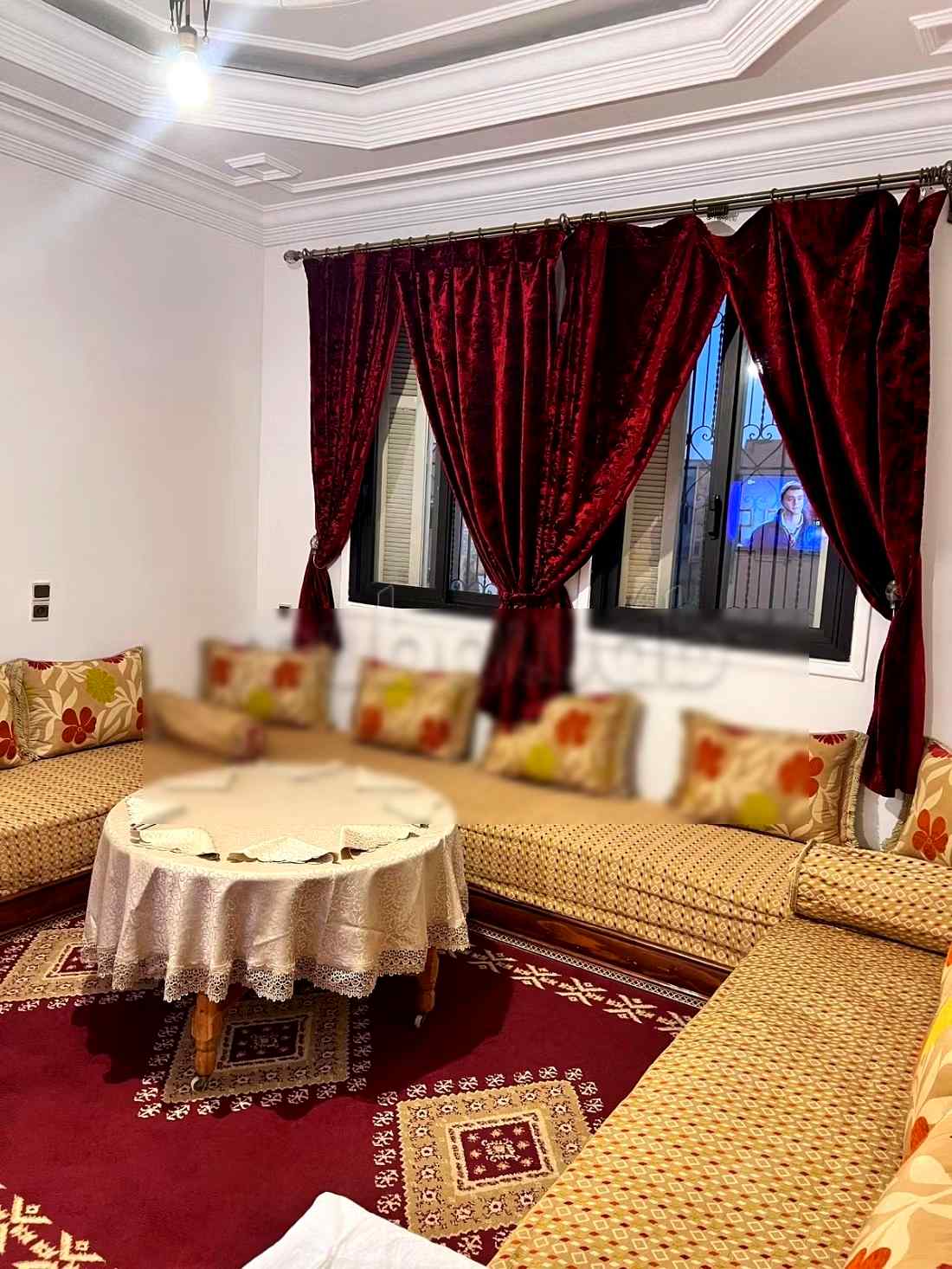 Appartements à louer à Rmila. 
3 pièces. 
Cuisine équipée - Photo 9