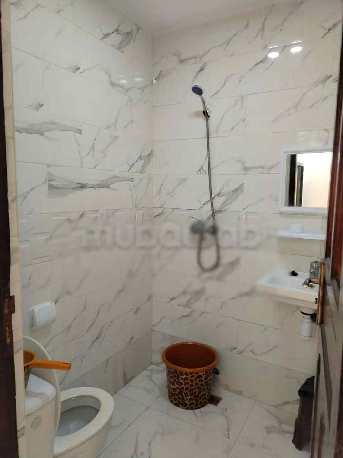 Location d'un appartement à Borj. Superficie 72 m². Environnement calme avec vue montagne, chauffage central - Photo 10
