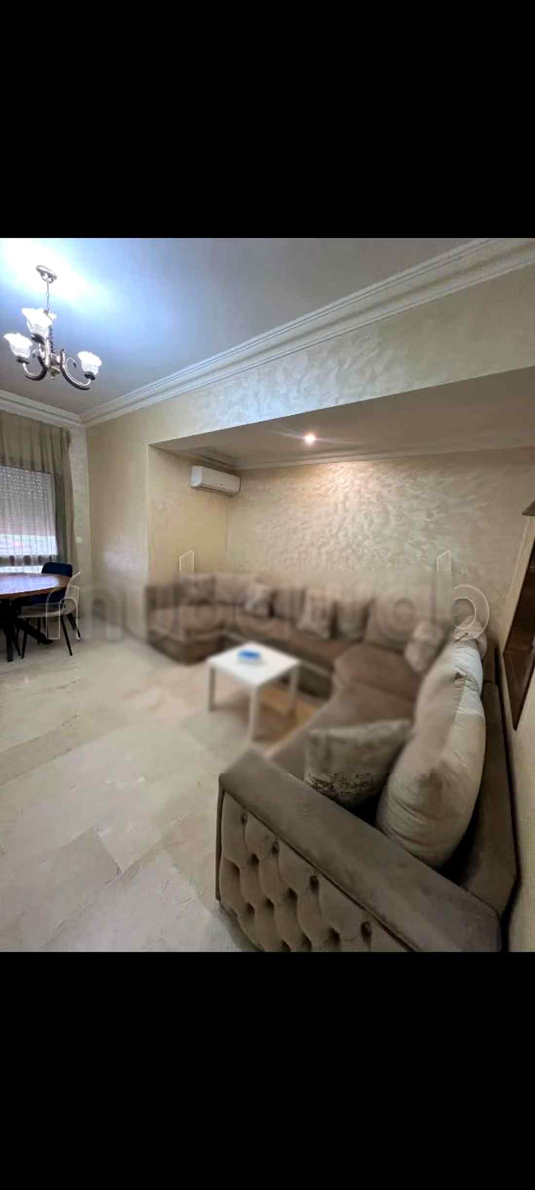 Location d'un appartement à Bouchouaf. 
2 belles chambres. 
Porte blindée, salon marocain traditionnel - Photo 2