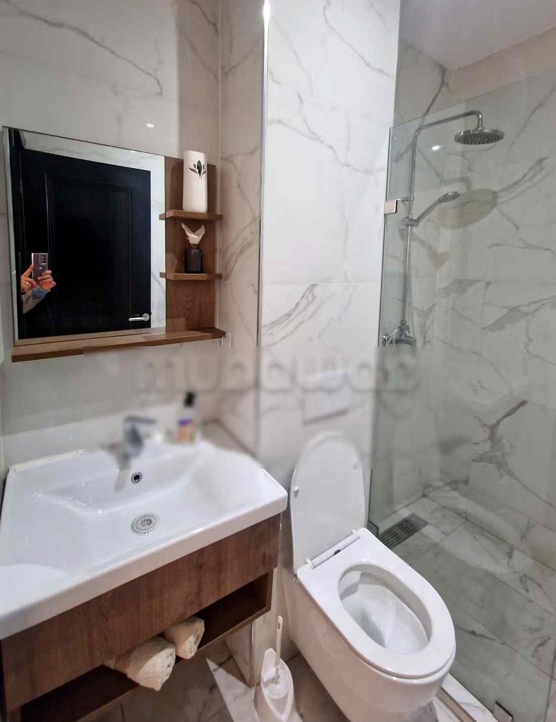 Location saisonnière à Le boulevard Mohammed V. 2 pièces. Porte blindée, sécurité - Photo 18