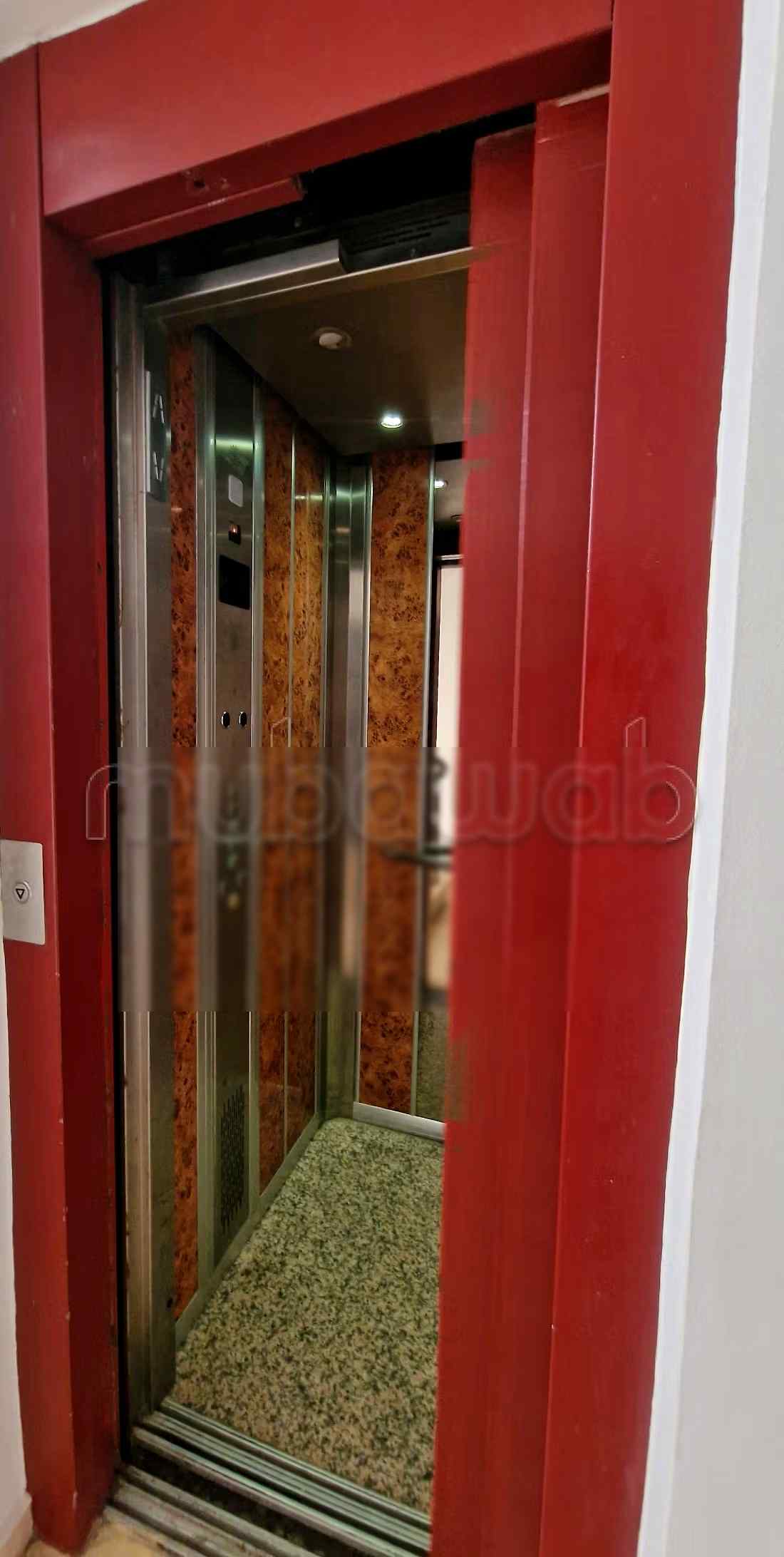 Location saisonnière à Le boulevard Mohammed V. 2 pièces. Porte blindée, sécurité - Photo 21