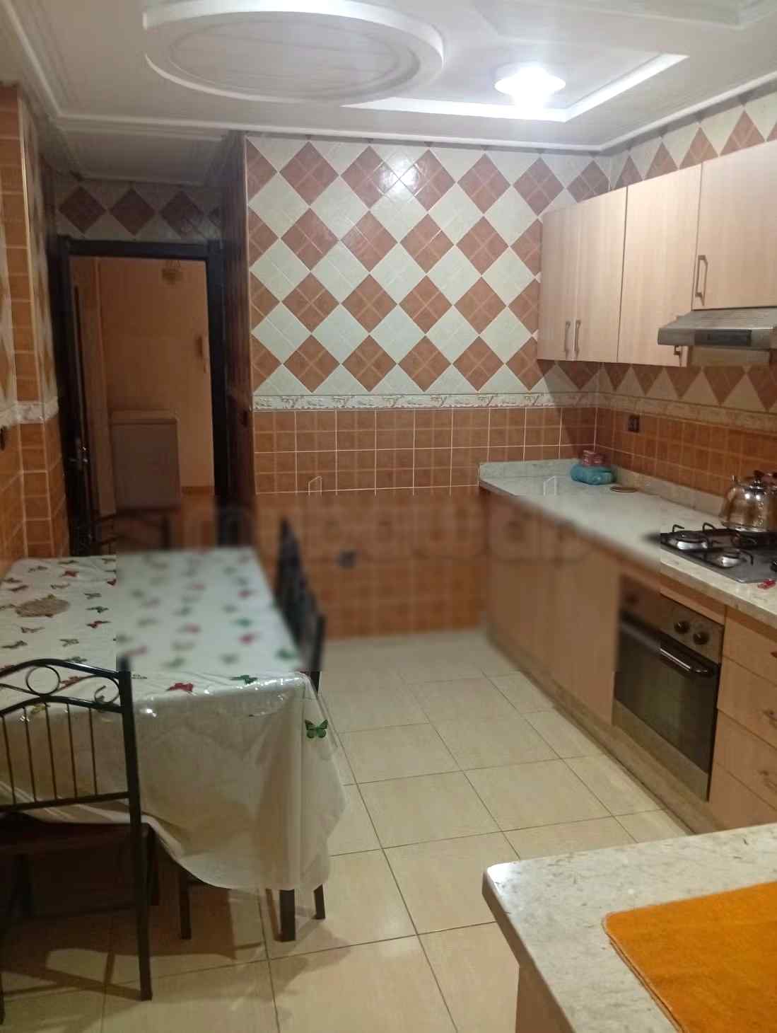 Appartements à louer à Hamria. 
2 pièces. 
Fenêtres double vitrage et chauffage central - Photo 6