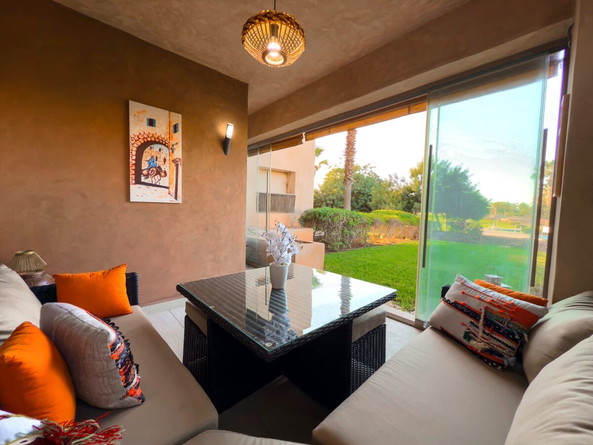 Prestigia -Terrasse prive vue sur jardin & piscine - Photo 18