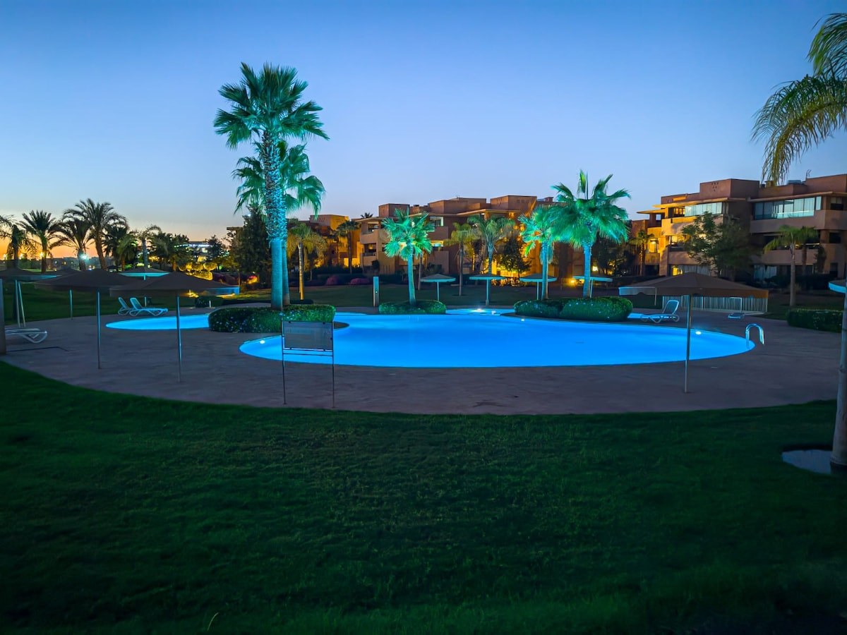 Prestigia -Terrasse prive vue sur jardin & piscine - Photo 11