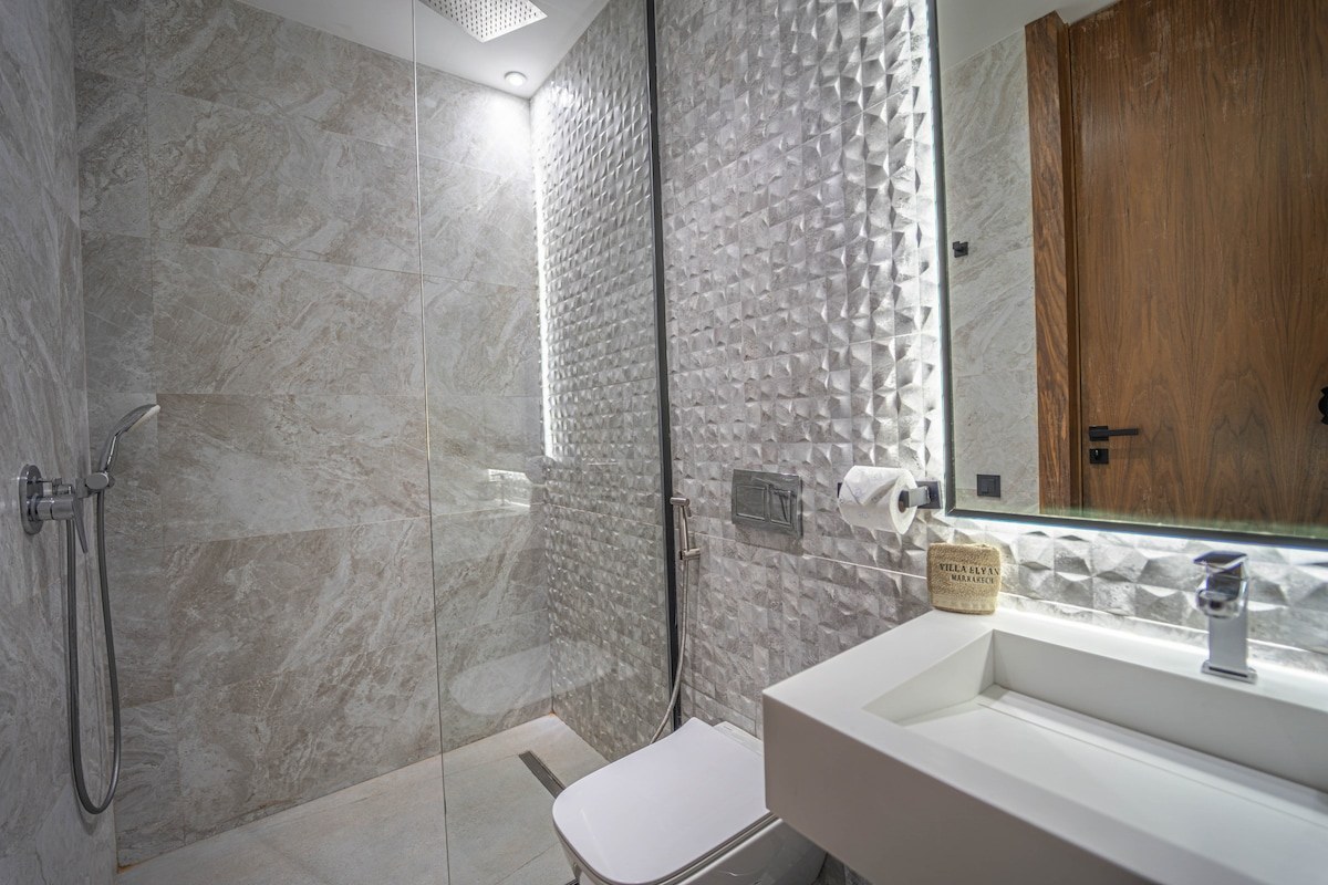 Lotissement privé et sécurisé | Piscine chauffée | Personnel complet - Photo 35