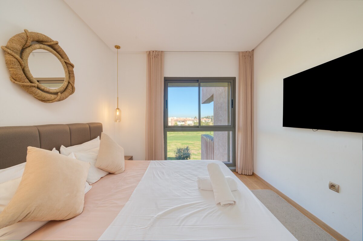 Appt vue golf · terrasse · 2 piscines · 2 Chambres - Photo 4